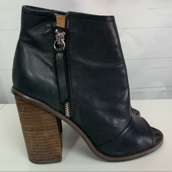 Kelsi Dagger Brooklyn Bushwick Peep Toe Booties - Picture 2 of 11